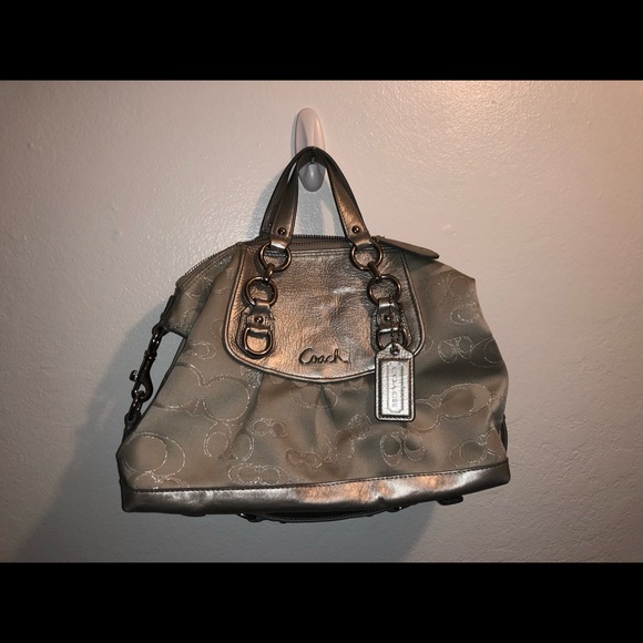 Coach Purses - Picture 3 of 8